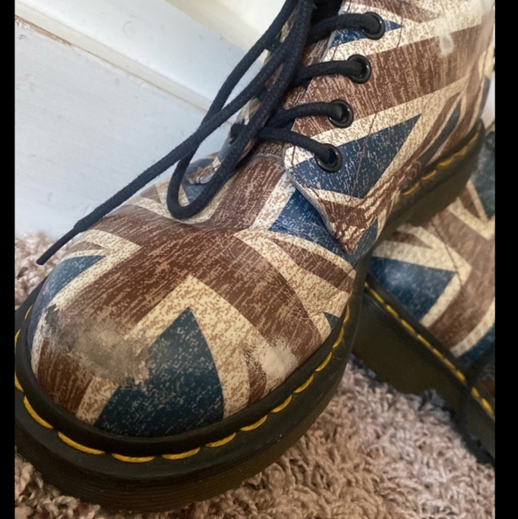 Dr Martens Boots m8 - Picture 5 of 8